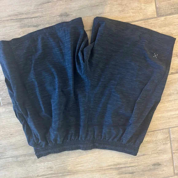 Mens Lululemon Shorts XL linerless 7” - Picture 4 of 9